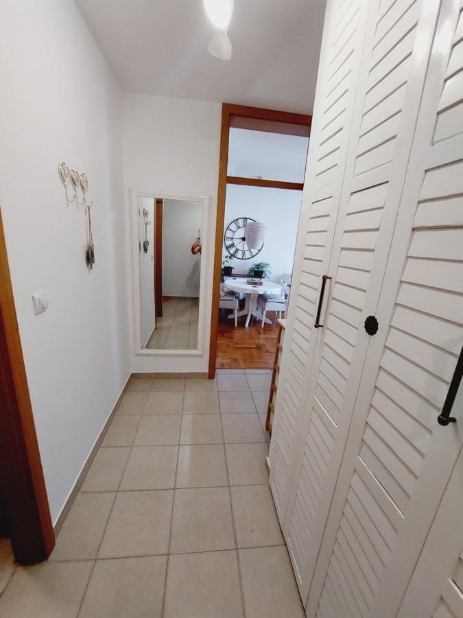 Aska Apartment Bar Luaran gambar